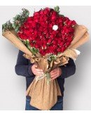 100 Kırmızı 1 Beyaz Gül