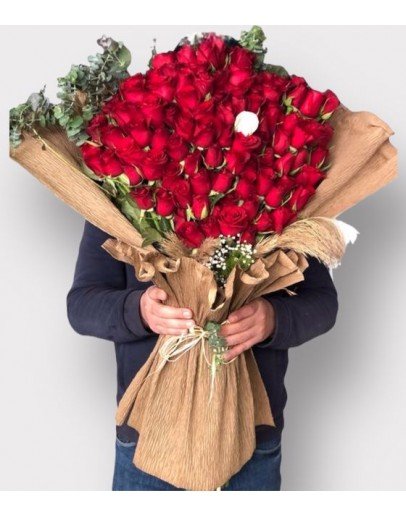 100 Kırmızı 1 Beyaz Gül