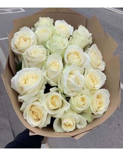 19 Adet İthal Beyaz Gül