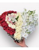 Büyük Kalp Kutusunda Sevgi Aranjmanı