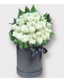 35 Adet Kutu İçinde Beyaz Güller