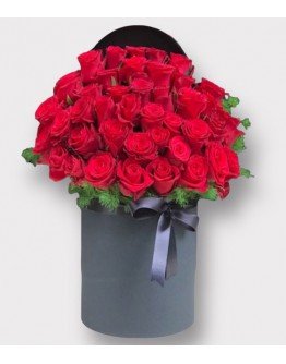 Siyah Kutusunda 41 Adet Kırmızı Gül